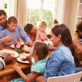 Mess-free dineren: tips & tricks voor stressvrije maaltijden met kinderen