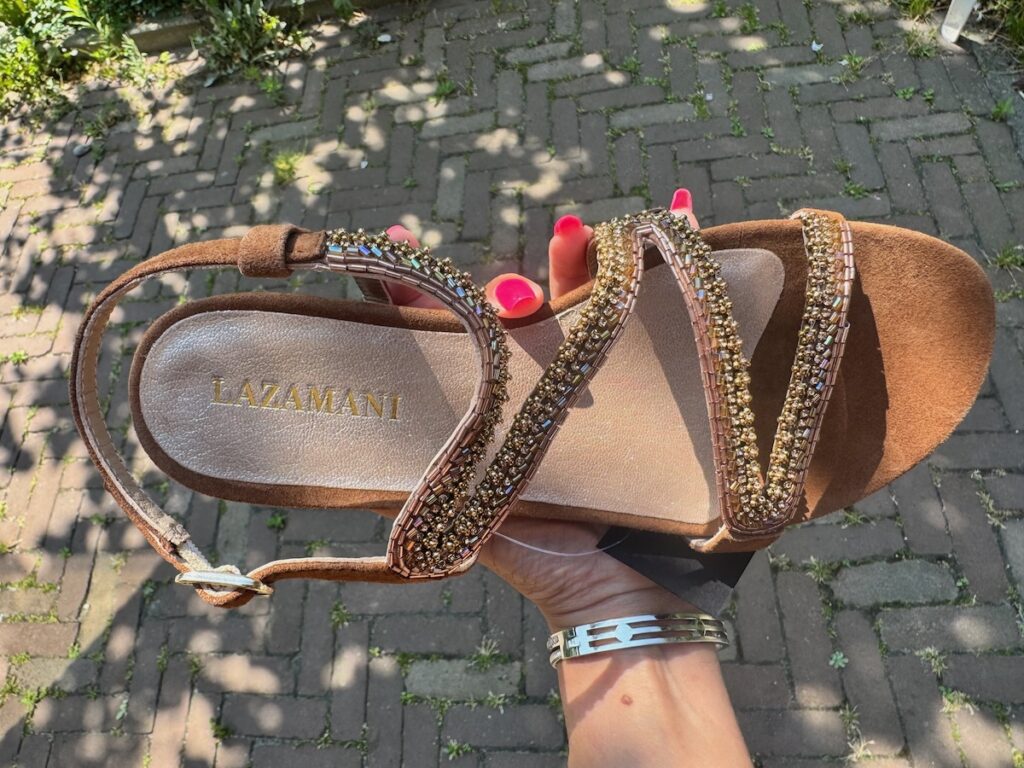 Zomerklaar met flair: de eerste sandalen zijn al ingelopen