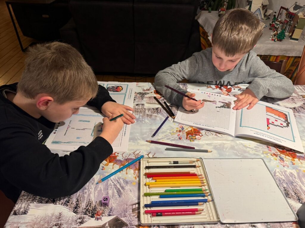 Minecraft en Pokemon Pixel kleurpret.jpeg